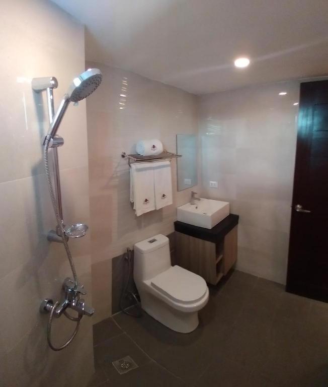 Hotel Asuncion Laoag Ngoại thất bức ảnh